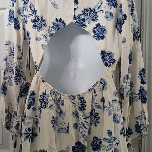 Lulus Darling Simplicity White and Blue Floral Linen Cutout Mini Dress Sz L NWT - Picture 7 of 12